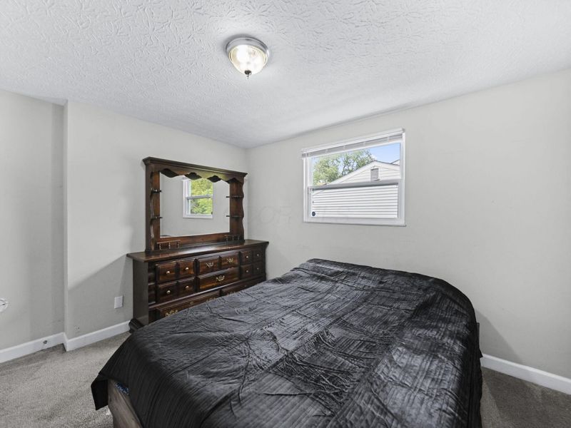 1679 Woodhurst Court, Columbus, OH 43223 Photo 33