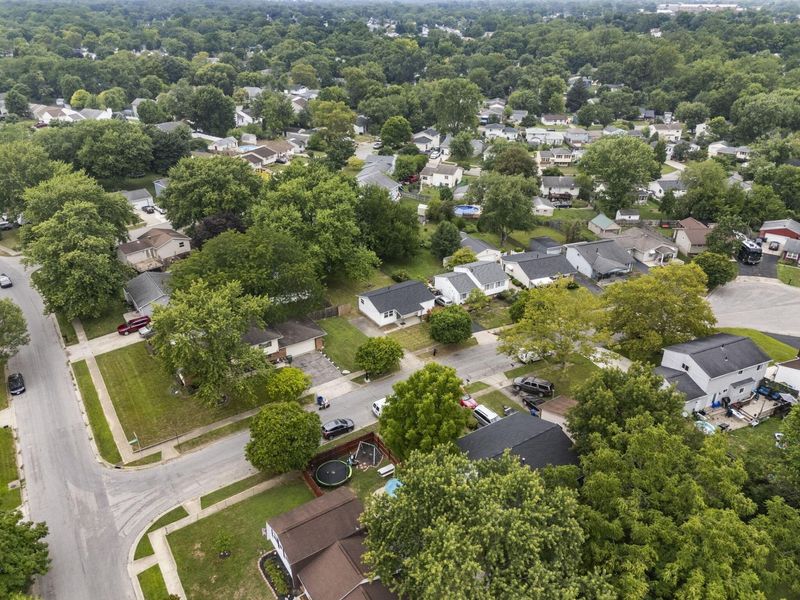 1679 Woodhurst Court, Columbus, OH 43223 Photo 5