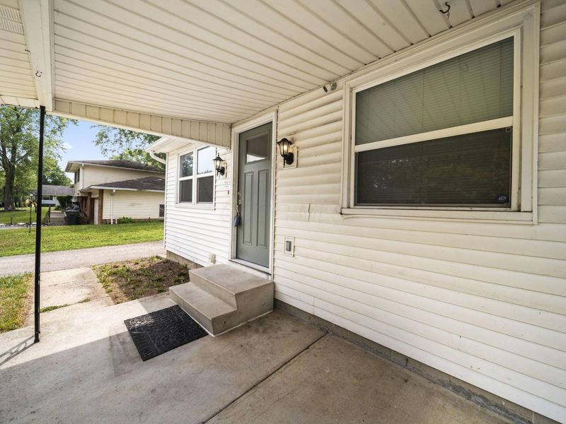 1679 Woodhurst Court, Columbus, OH 43223 Photo 9