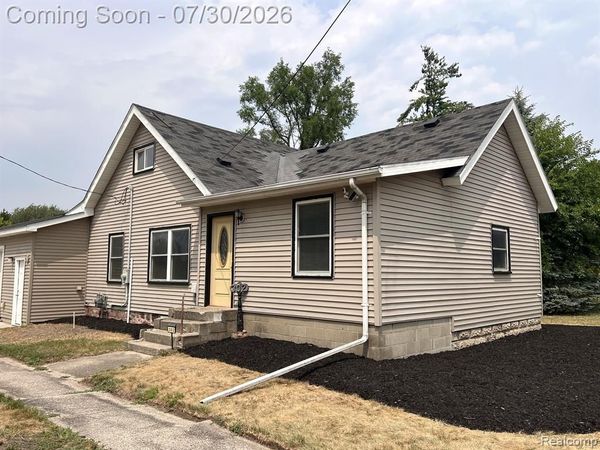 302 W Polly Street, Perry, MI 48872