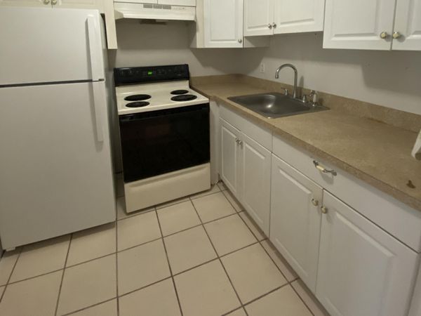 152 CAMDEN G, West Palm Beach, FL 33417