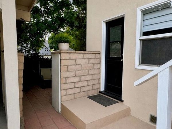 825 Green Street, Glendale, CA 91205