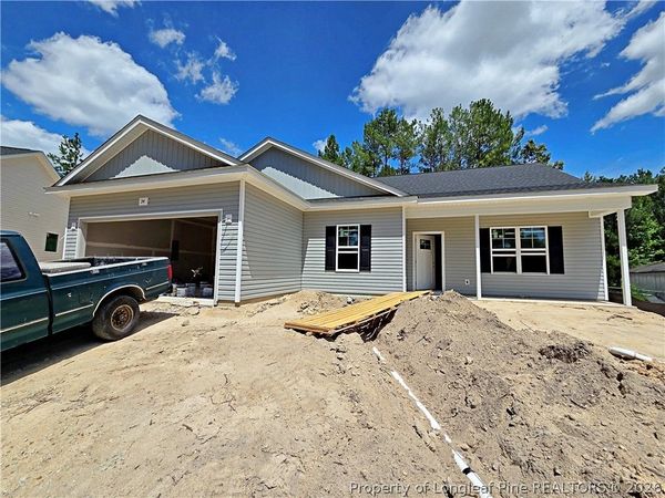 34 Quarter Court, Spring Lake, NC 28390