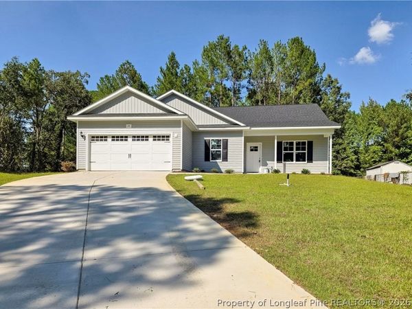 34 Quarter Court, Spring Lake, NC 28390