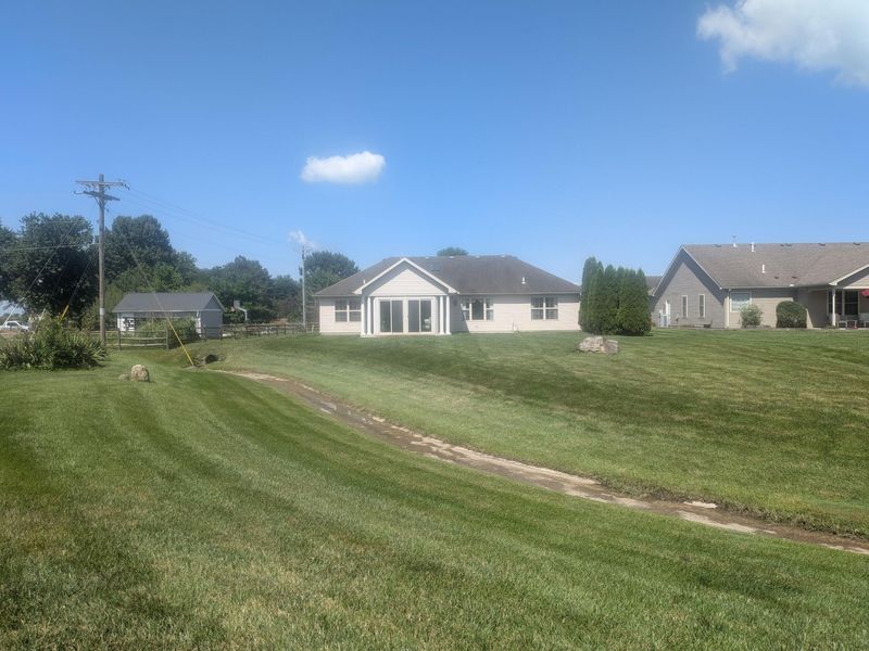 1455 Edinburgh Drive, Troy, OH 45373 Photo 10