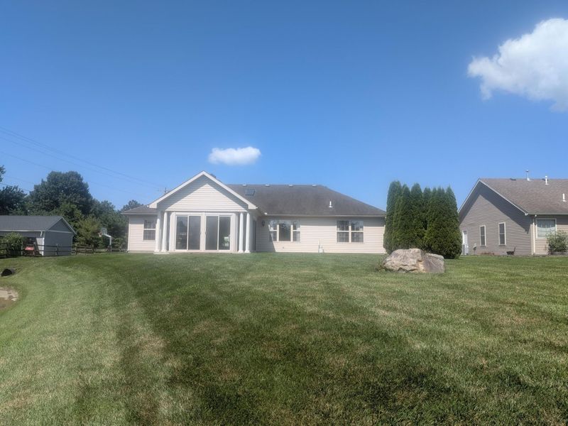 1455 Edinburgh Drive, Troy, OH 45373 Photo 11