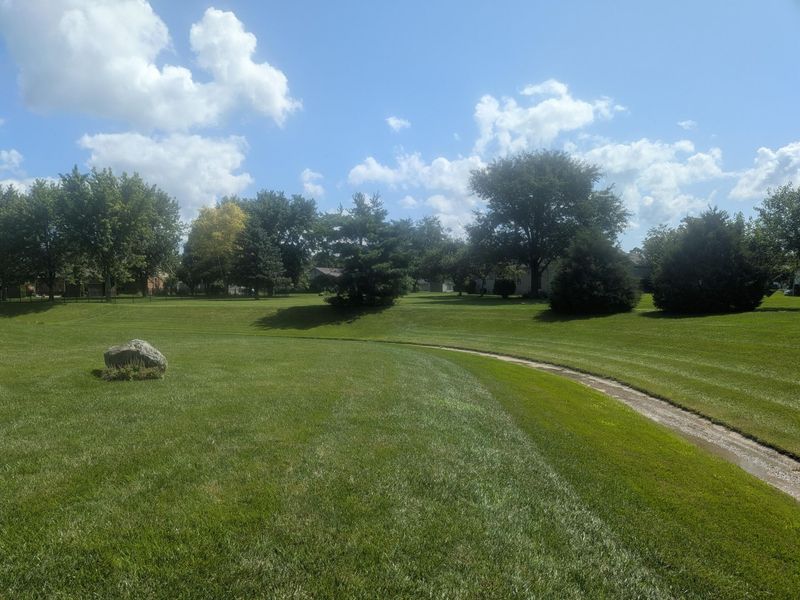 1455 Edinburgh Drive, Troy, OH 45373 Photo 13