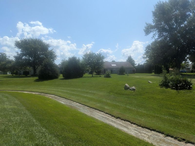 1455 Edinburgh Drive, Troy, OH 45373 Photo 14