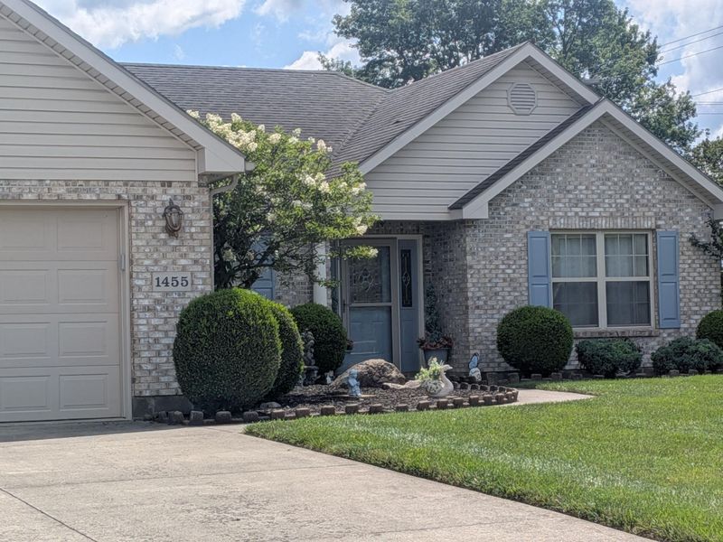 1455 Edinburgh Drive, Troy, OH 45373 Photo 3