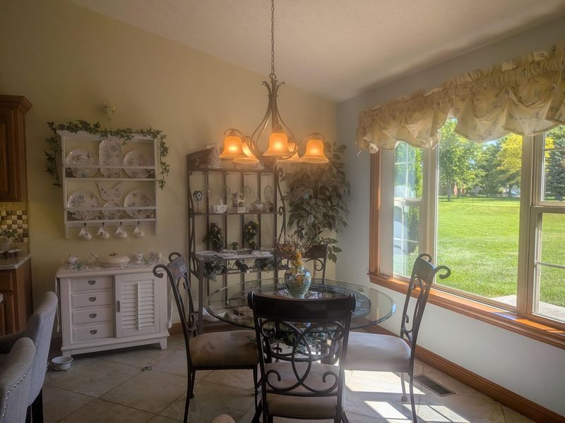 1455 Edinburgh Drive, Troy, OH 45373 Photo 38