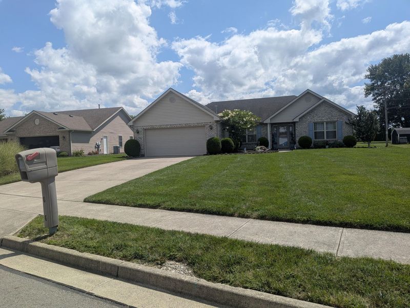1455 Edinburgh Drive, Troy, OH 45373 Photo 5