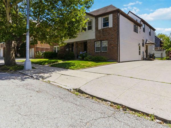 22314 56th Avenue, Oakland Gardens, NY 11364