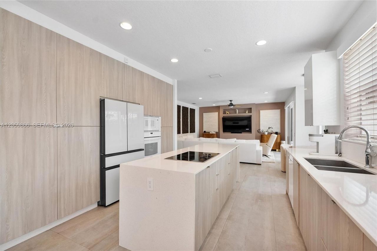 4389 Laurel Ridge Cir , Weston, FL 33331 Photo