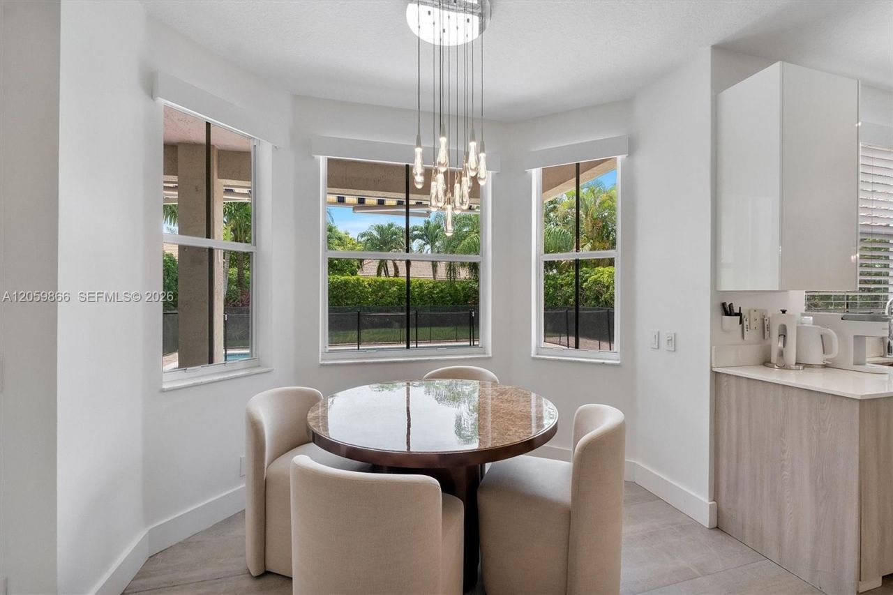 4389 Laurel Ridge Cir , Weston, FL 33331 Photo
