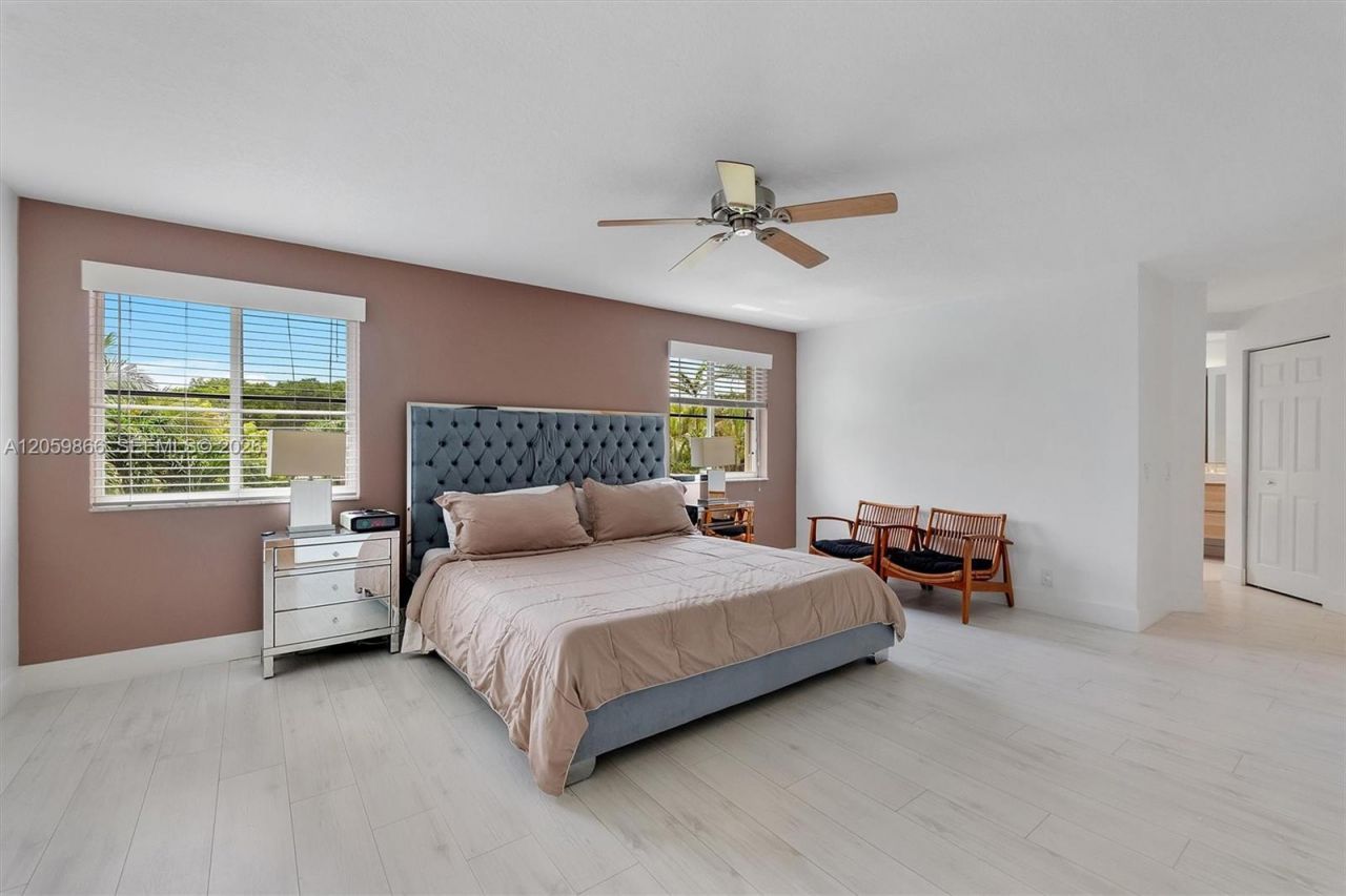4389 Laurel Ridge Cir , Weston, FL 33331 Photo