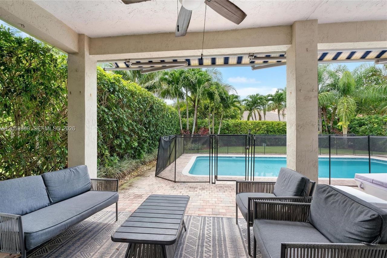 4389 Laurel Ridge Cir , Weston, FL 33331 Photo