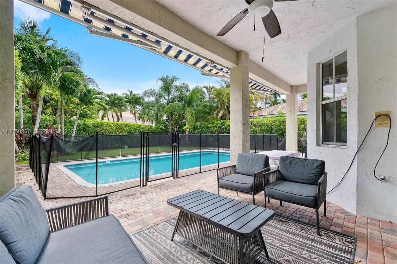 4389 Laurel Ridge Cir , Weston, FL 33331 Photo