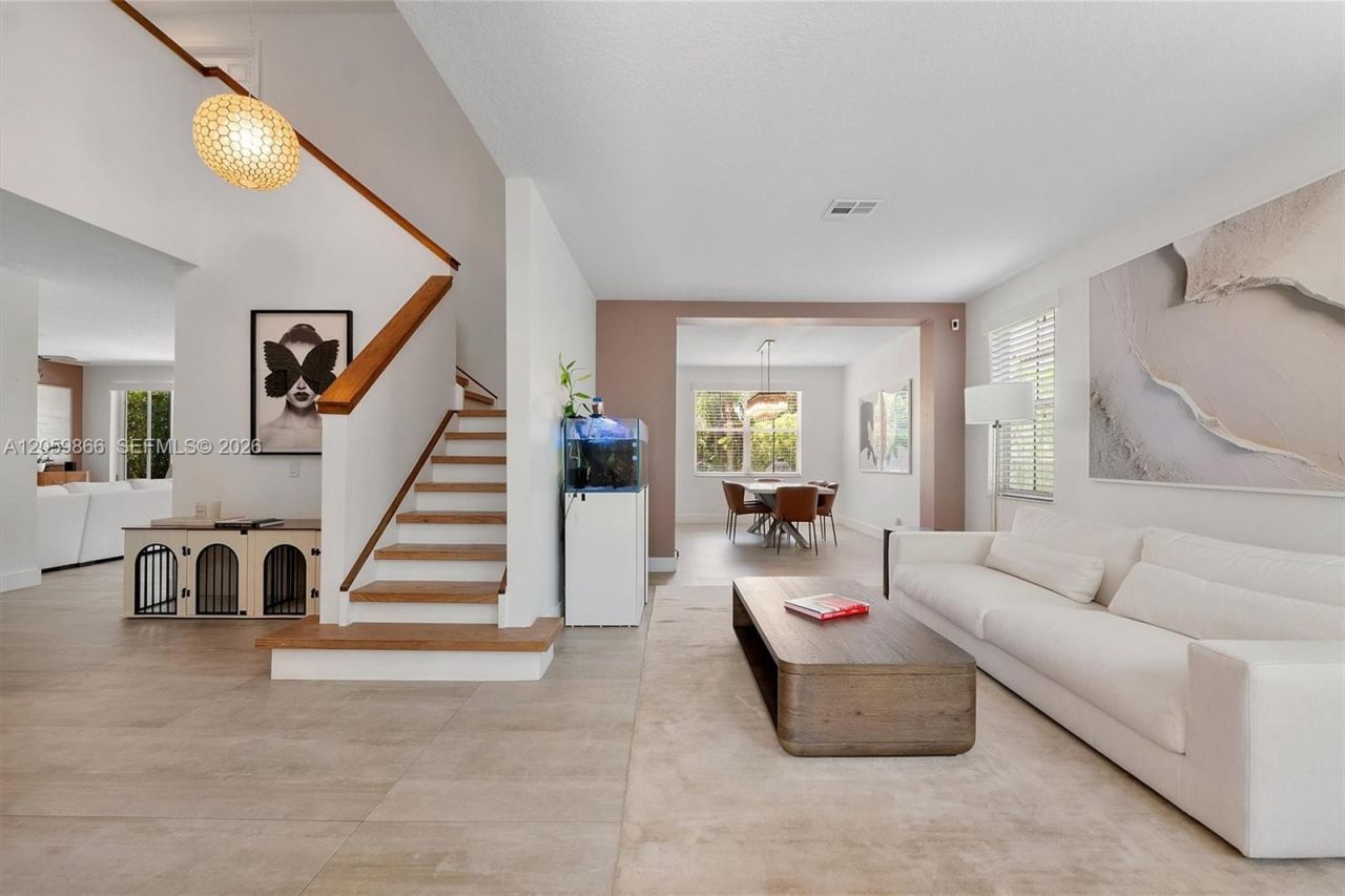 4389 Laurel Ridge Cir , Weston, FL 33331 Photo