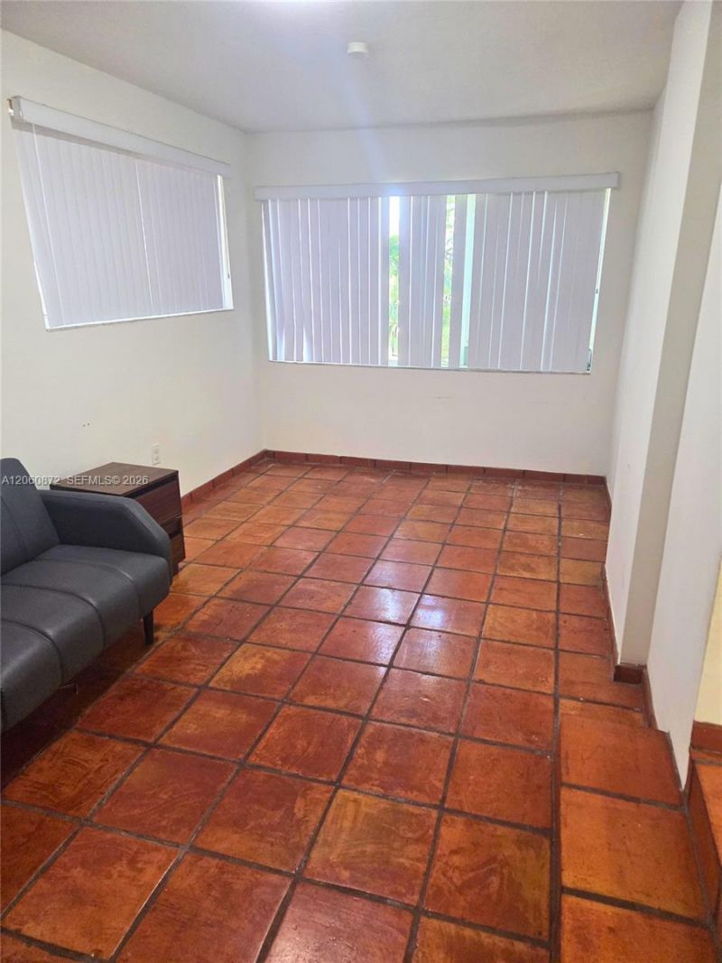 2724 SW 36th Ave, Miami, FL 33133 Photo