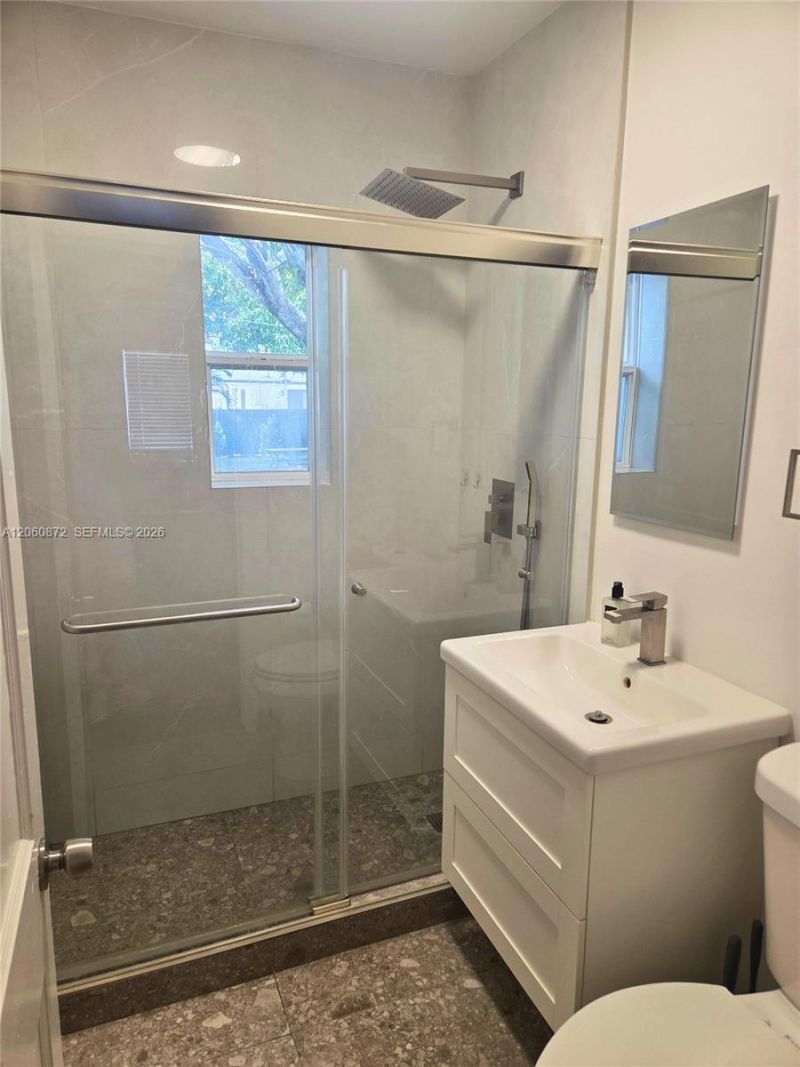 2724 SW 36th Ave, Miami, FL 33133 Photo