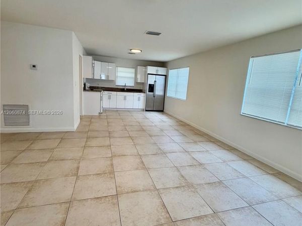 4073 SW 52nd St , Unit 1-2, Dania Beach, FL 33314