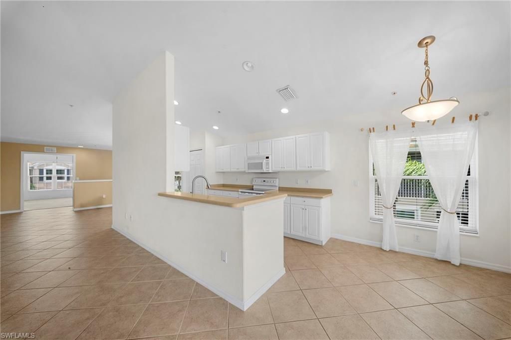 2612 Somerville Loop , Unit 2206, Cape Coral, FL 33991 Photo