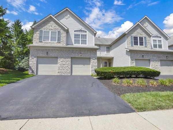 2573 Rustling Oak Boulevard, Hilliard, OH 43026