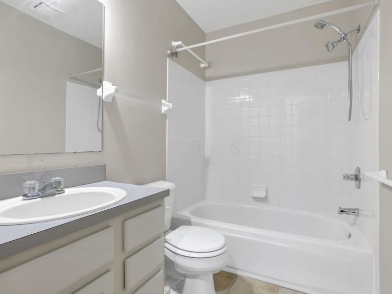 2573 Rustling Oak Boulevard, Hilliard, OH 43026 Photo 24