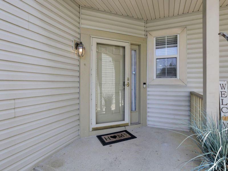 2573 Rustling Oak Boulevard, Hilliard, OH 43026 Photo 4