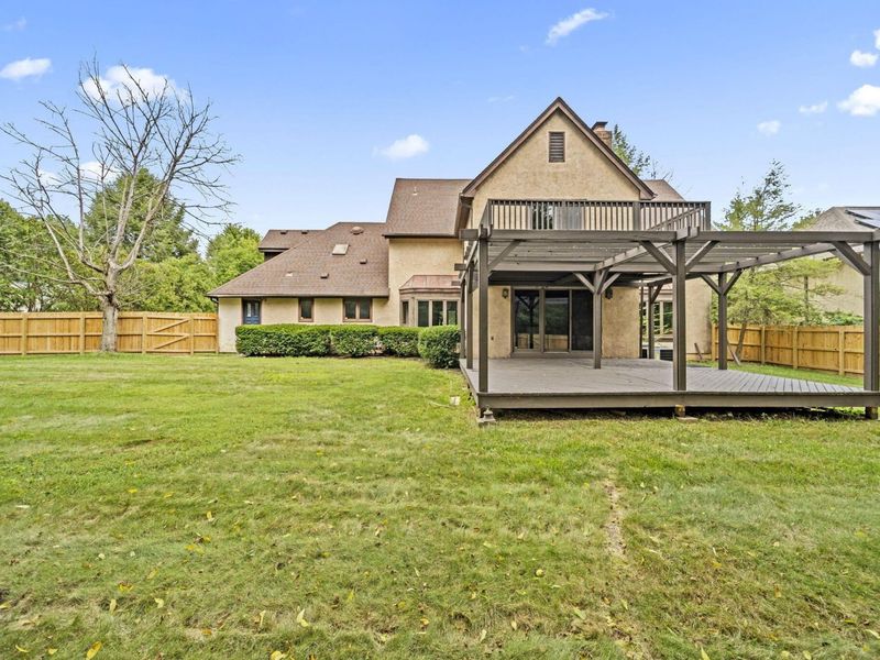 825 Bluffview Drive, Columbus, OH 43235 Photo 48
