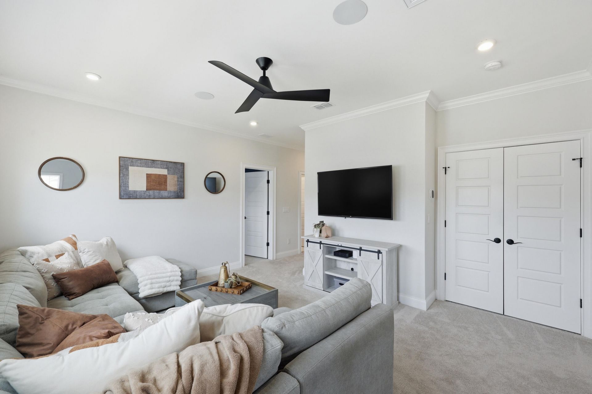 1580 Farmers Way Photo 22