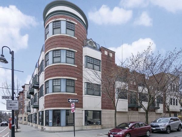 10 Vernon, Unit 305, Brookline, MA 02446