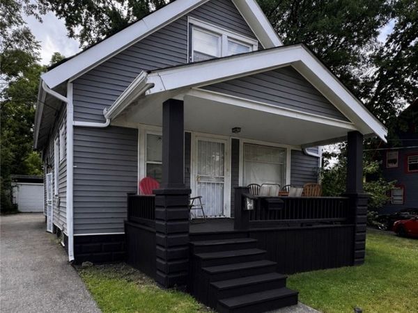 10514 Dove Avenue , Cleveland, OH 44105