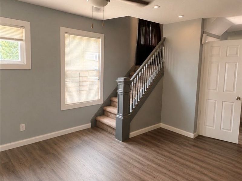 10514 Dove Avenue, Cleveland, OH 44105 Photo 2