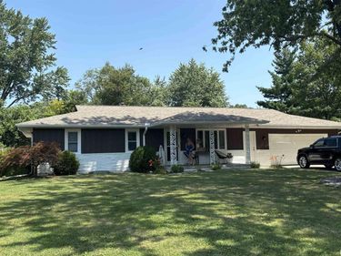 601 E TRIPP Avenue, Peoria, IL 61603