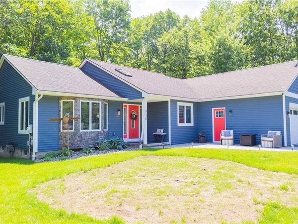 930 Friar Tuck Lane , Webster, NY 14580