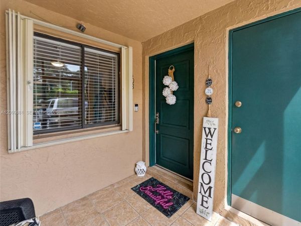 205 Lakeview Dr , Unit 103, Weston, FL 33326