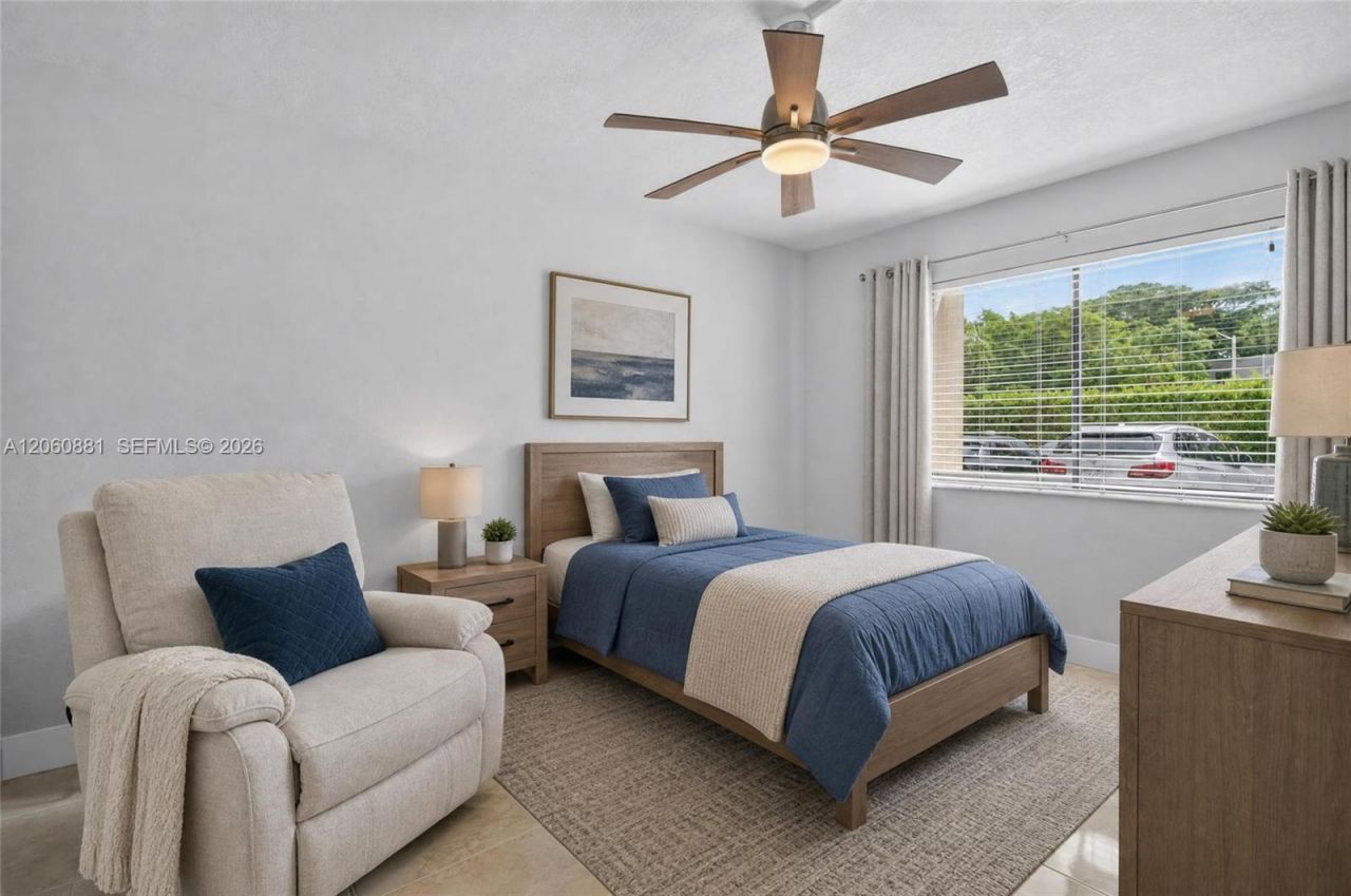 205 Lakeview Dr , Unit 103, Weston, FL 33326 Photo