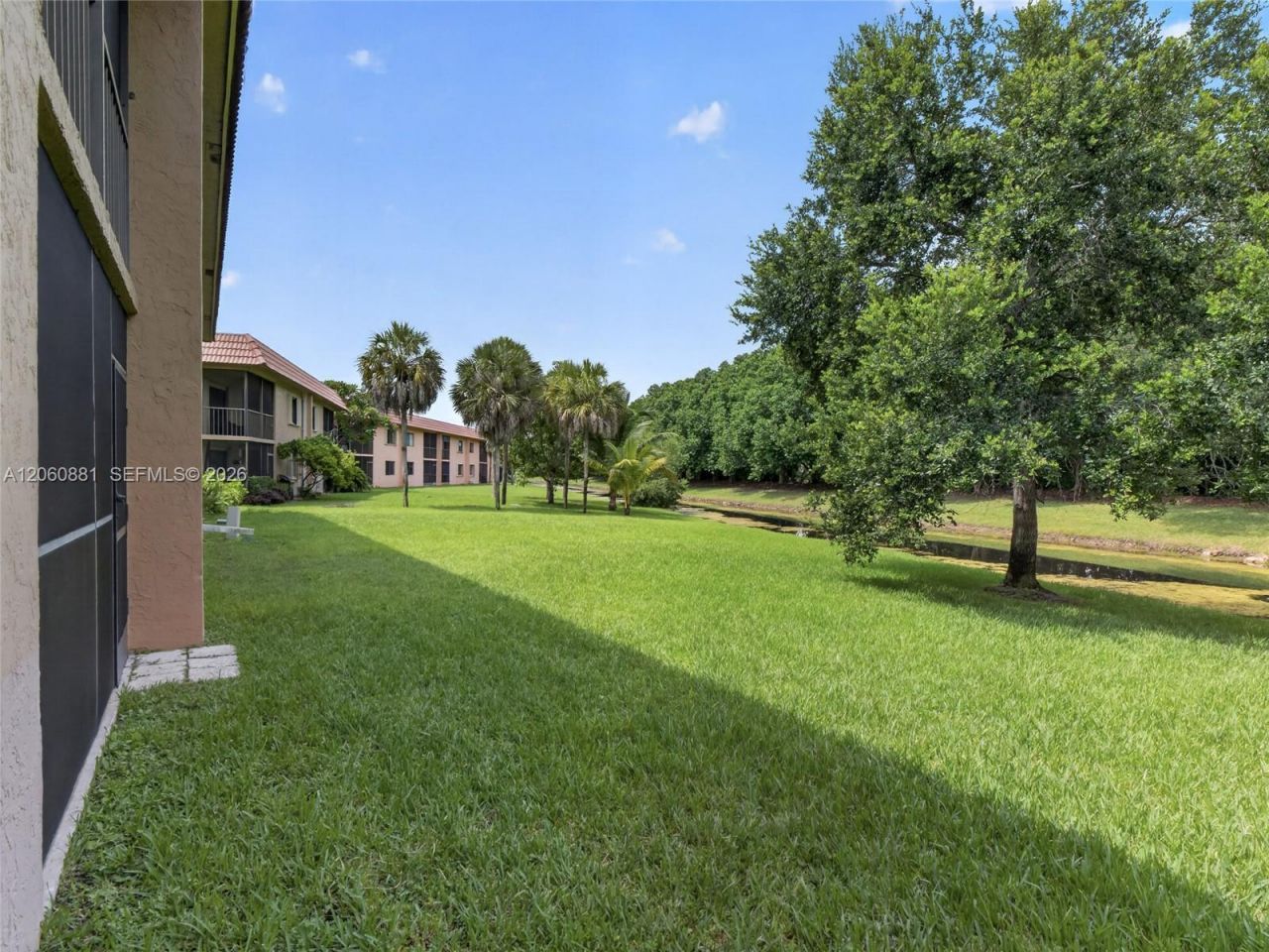 205 Lakeview Dr , Unit 103, Weston, FL 33326 Photo