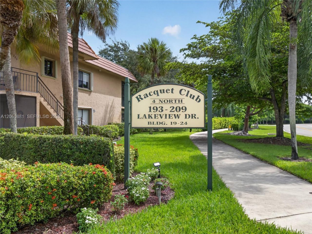 205 Lakeview Dr , Unit 103, Weston, FL 33326 Photo