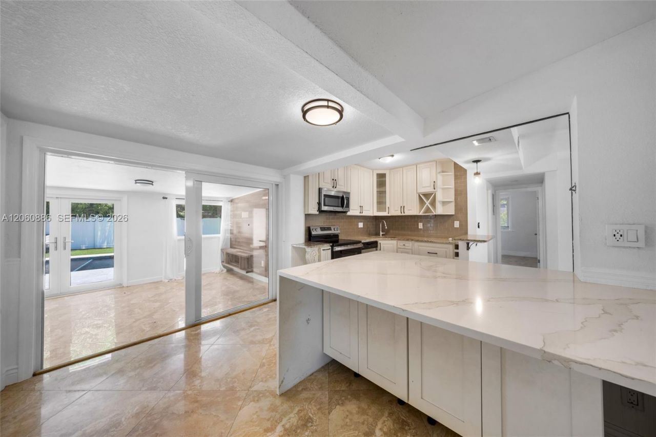 1837 NE 48th Ct , Pompano Beach, FL 33064 Photo