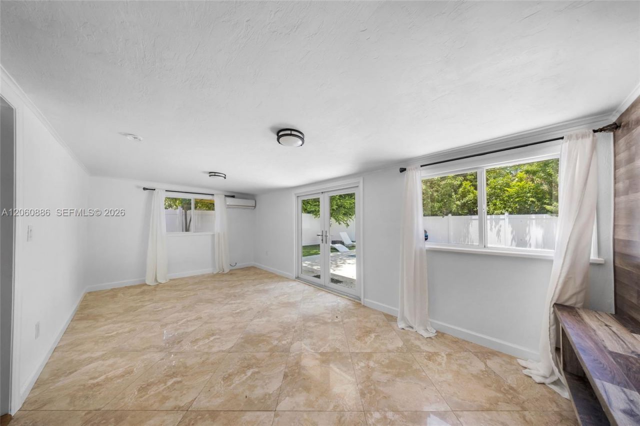 1837 NE 48th Ct , Pompano Beach, FL 33064 Photo