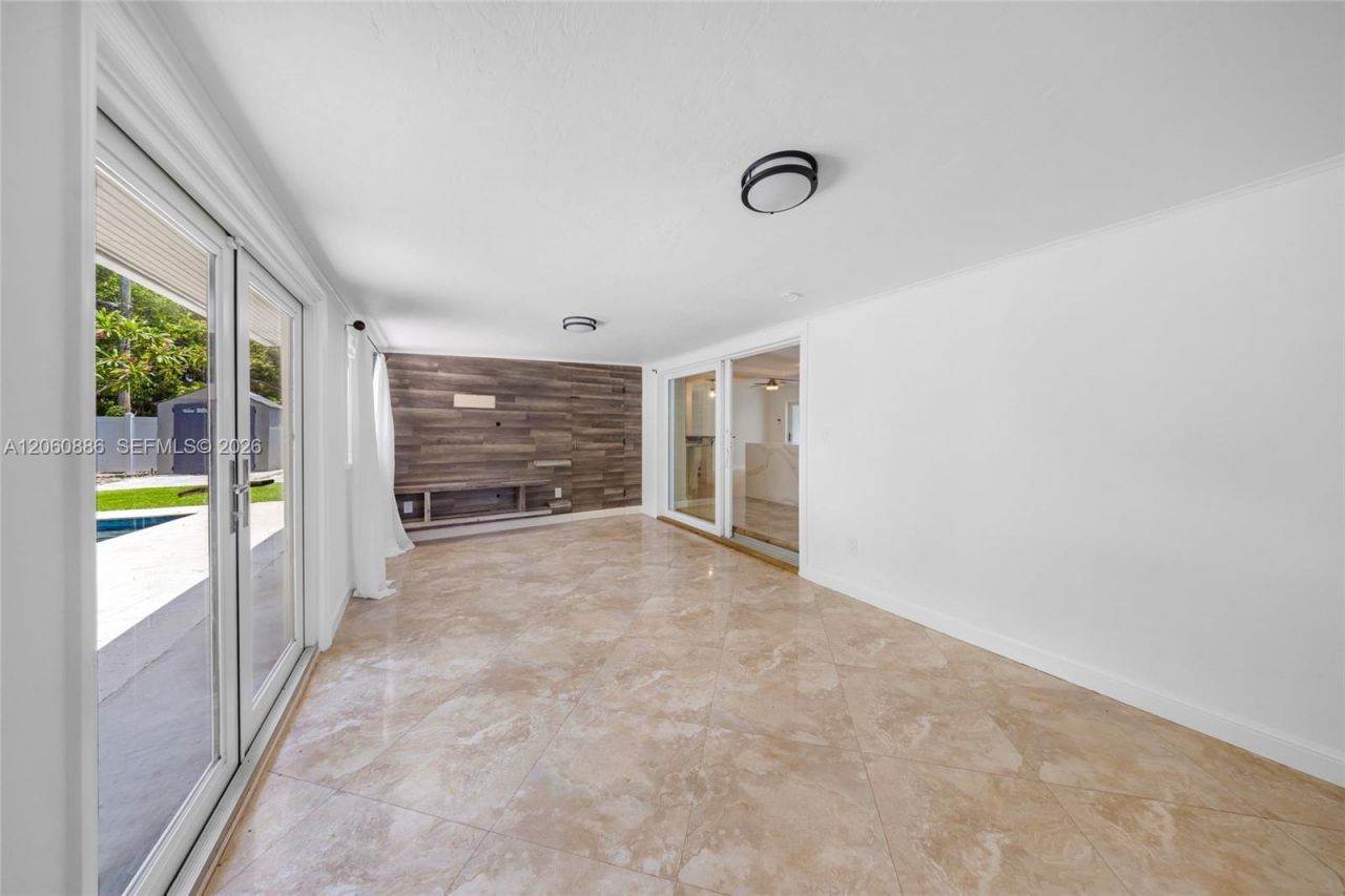 1837 NE 48th Ct , Pompano Beach, FL 33064 Photo