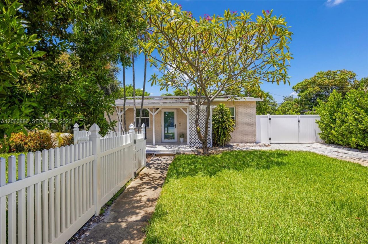 1837 NE 48th Ct , Pompano Beach, FL 33064 Photo