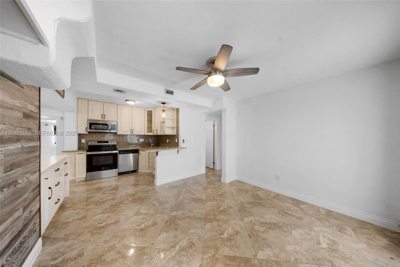 1837 NE 48th Ct , Pompano Beach, FL 33064 Photo