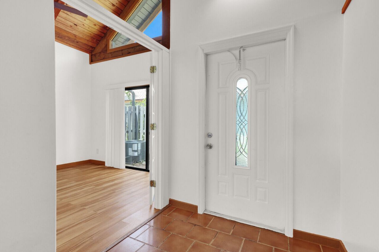 100 Sparrow Drive, Unit 13, Royal Palm Beach, FL 33411 Photo