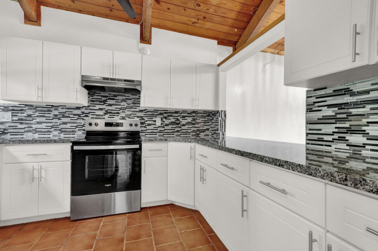 100 Sparrow Drive, Unit 13, Royal Palm Beach, FL 33411 Photo