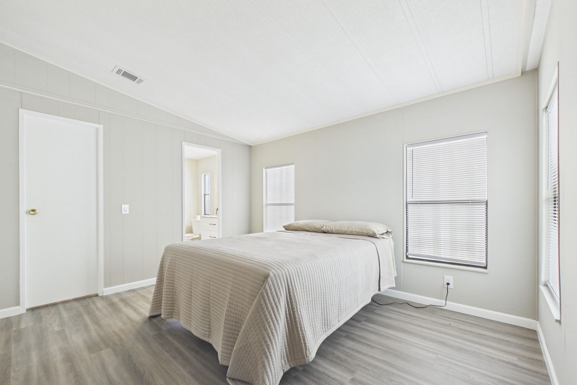 7831 SE Shenandoah Drive, Hobe Sound, FL 33455 Photo
