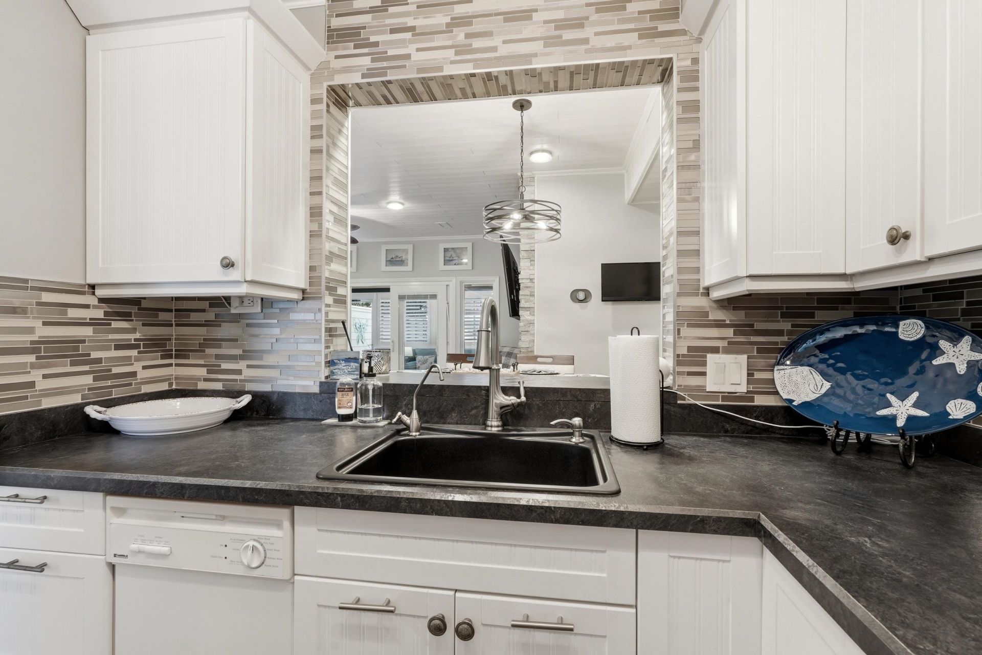 435 Ocean Creek Dr. Photo 4