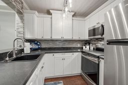 435 Ocean Creek Dr. photo 4